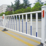 锌钢公路京式护栏道路隔离护栏交通隔离防护栏公路护栏网防撞