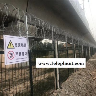 拓方  铁路隔离网 铁路防护网 护栏围栏厂家 低碳钢丝 镀锌浸塑