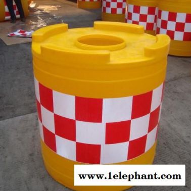 道路防撞桶供应商-防撞桶供应商-金鑫消防器材公司