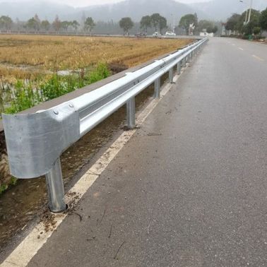 福建南平波形护栏板厂家报价