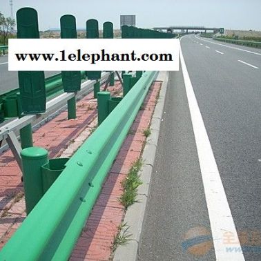 淮安高速公路护栏板埋设条件