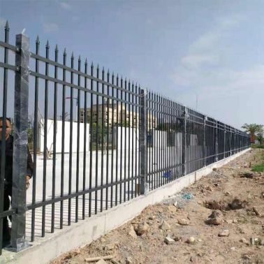 围墙护栏,锌钢栏杆,让你的家园更安全,更美好
